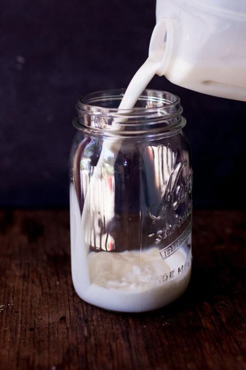 Mono-Diät nur auf Kefir - eine strenge Methode zum Abnehmen für 3 Tage