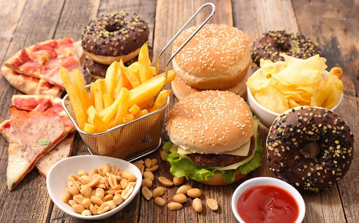 Auf der japanischen Diät sind Süßigkeiten und Fast Food verboten.